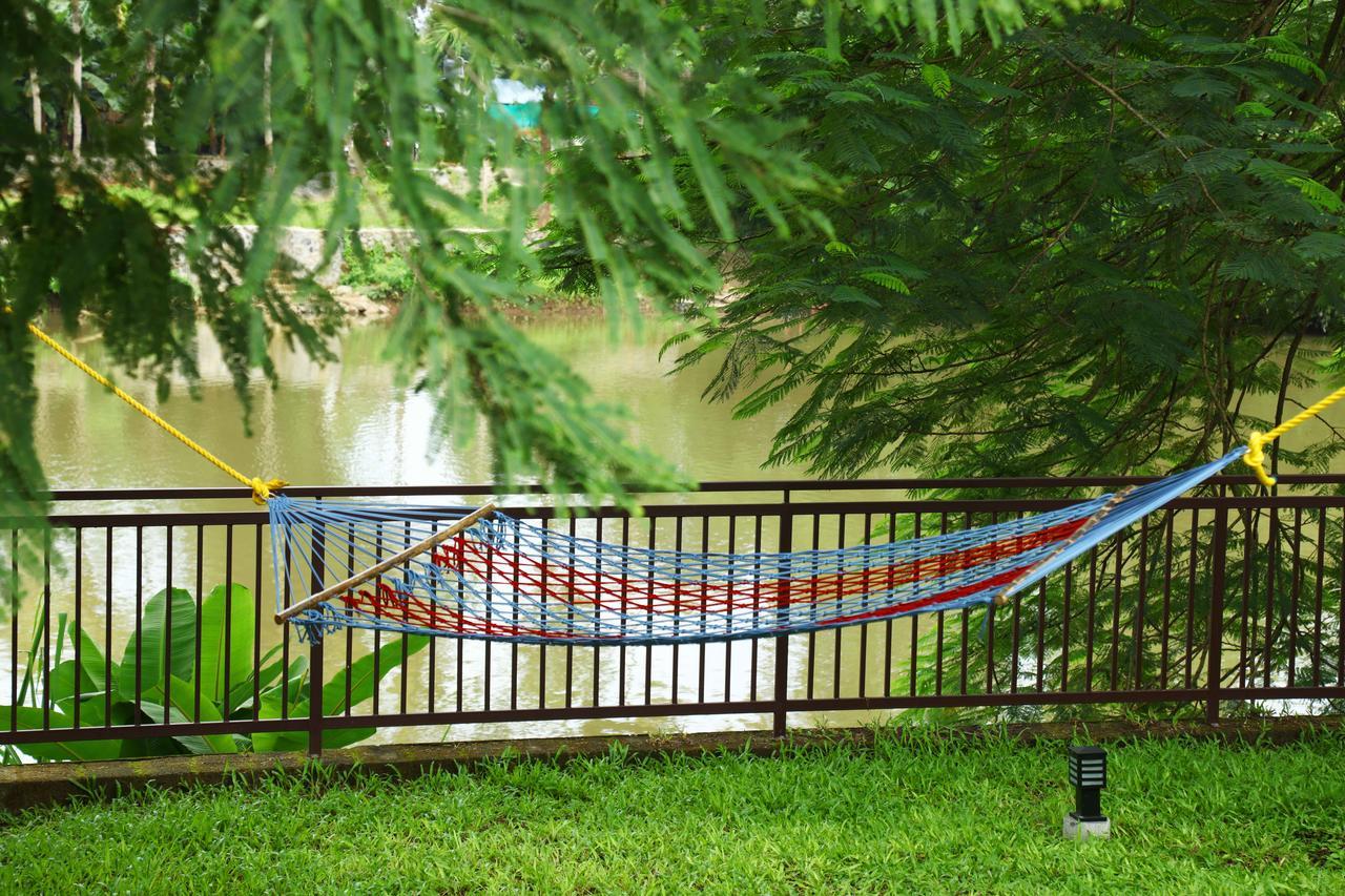 Nadhiyoram River Retreat Kochi Exterior foto